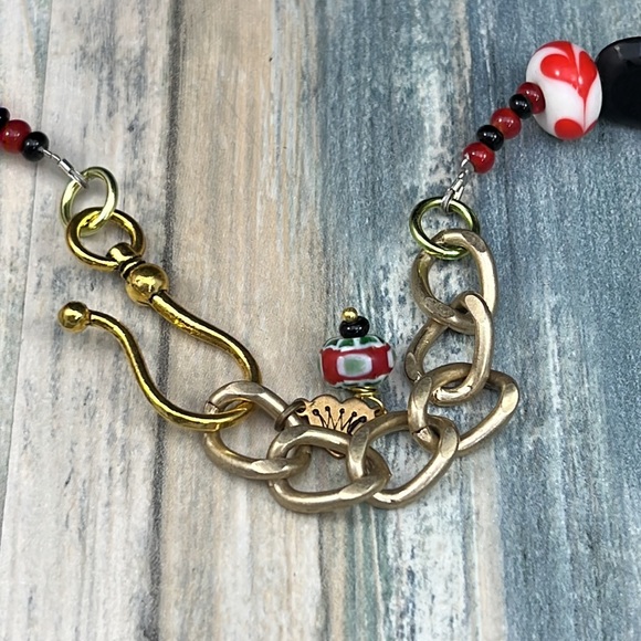 ⭐️Adorned Crown Artisan Assemblage jingle bell poinsettia Christmas necklace - Picture 8 of 11